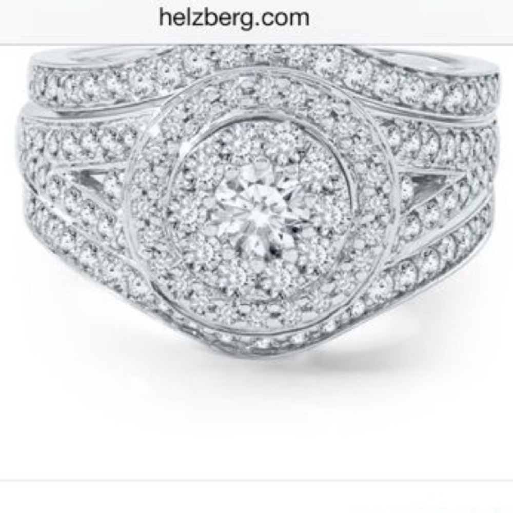 Helzberg Diamond 14K 1  1/3 CTW RD White Gold Halo Bridal Wedding Ring Set